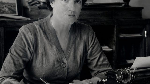 Remembering Elizabeth Arnold: A Pioneer in Journalism and Alaska's Voice | pola slot gacor terbaru, Remembering Elizabeth Arnold: A Pioneer in Journalism and Alaska's Voice | pola slot gacor terbaru,